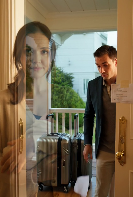 He Left His Wife in Labor—Then Came Home to a Locked Door